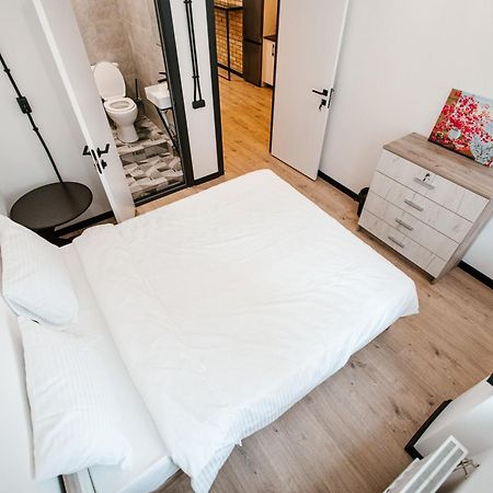 68 Hostel بيشكيك المظهر الخارجي الصورة